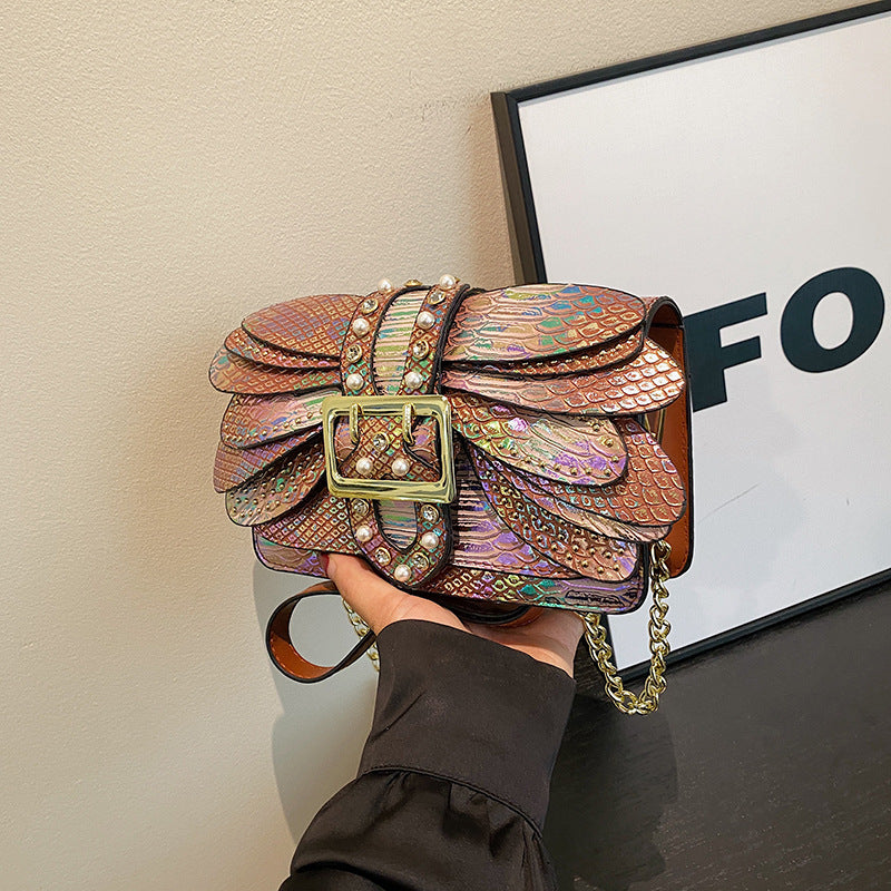 Women's Graceful Vintage Chain Snake Pattern Crossbody Bags