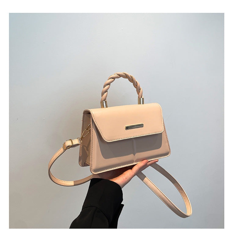 Women's Beautiful Solid Color Popular Western Style Women's Shoulder Bag
