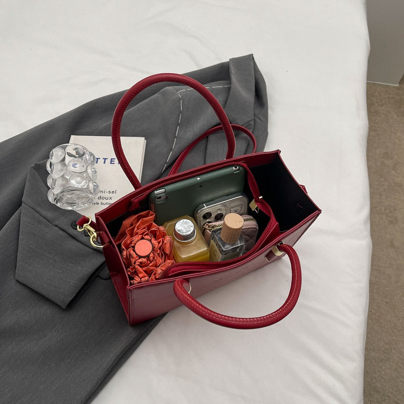 One Large Capacity Simple Solid Color Stylish Women's Messenger Bag