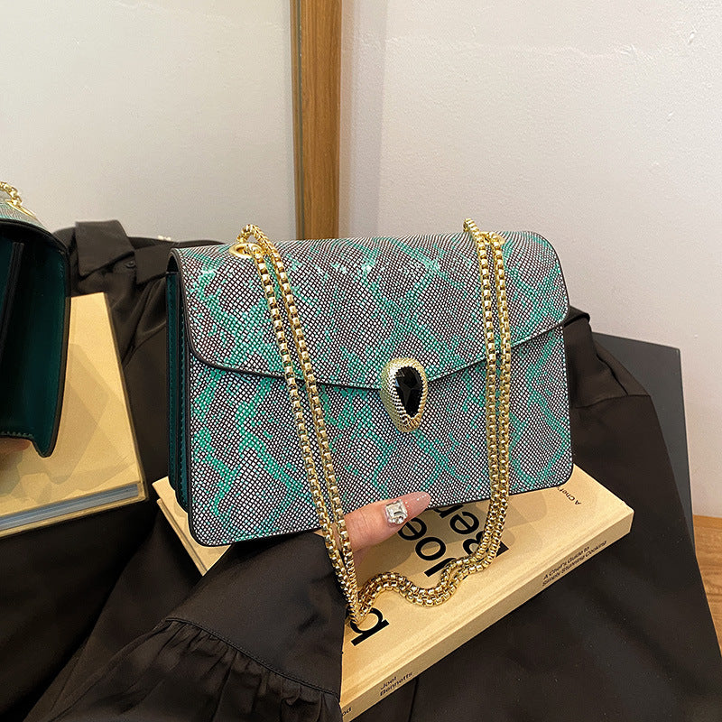 Comfortable Women's Snake Pattern Vintage Chain Women's Messenger Bag