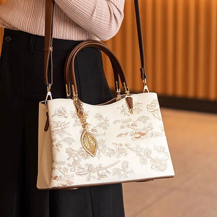 Fashion Embroidered Mother Chinese Style To Give Mom Practical Gift Bags