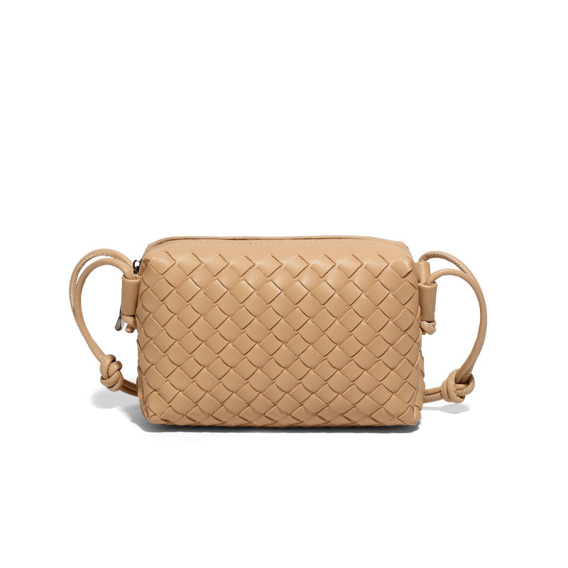 Women's Hand-woven Simple Trendy Black White Chessboard Bags