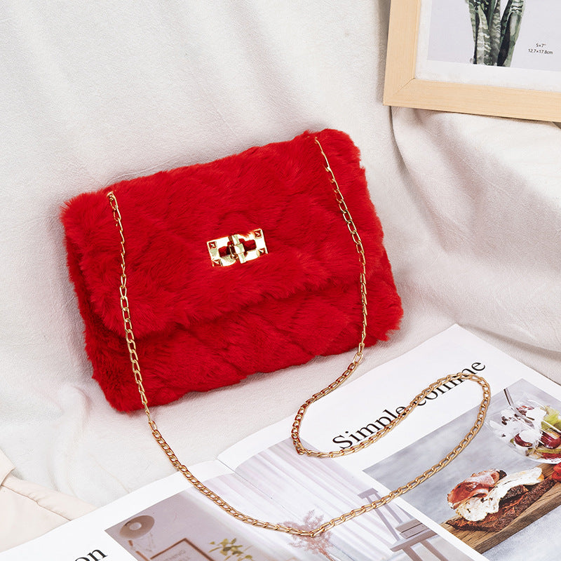 Elegant Glamorous Women's Plush Chain Embroidered Shoulder Bags
