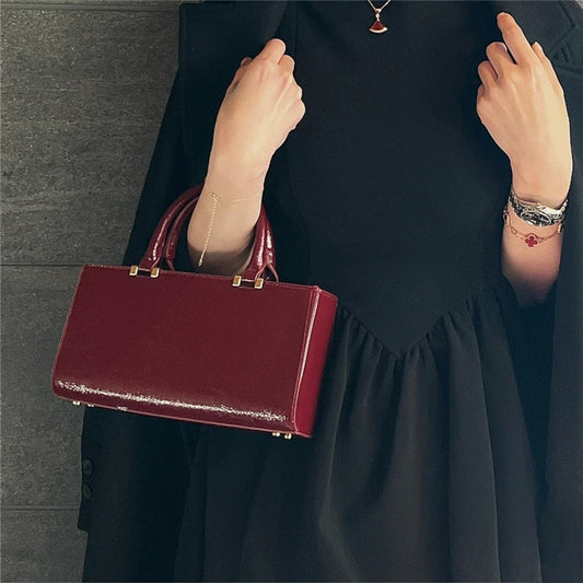 Women's Spanish Magneta Texture Advanced Mini Crossbody Bags