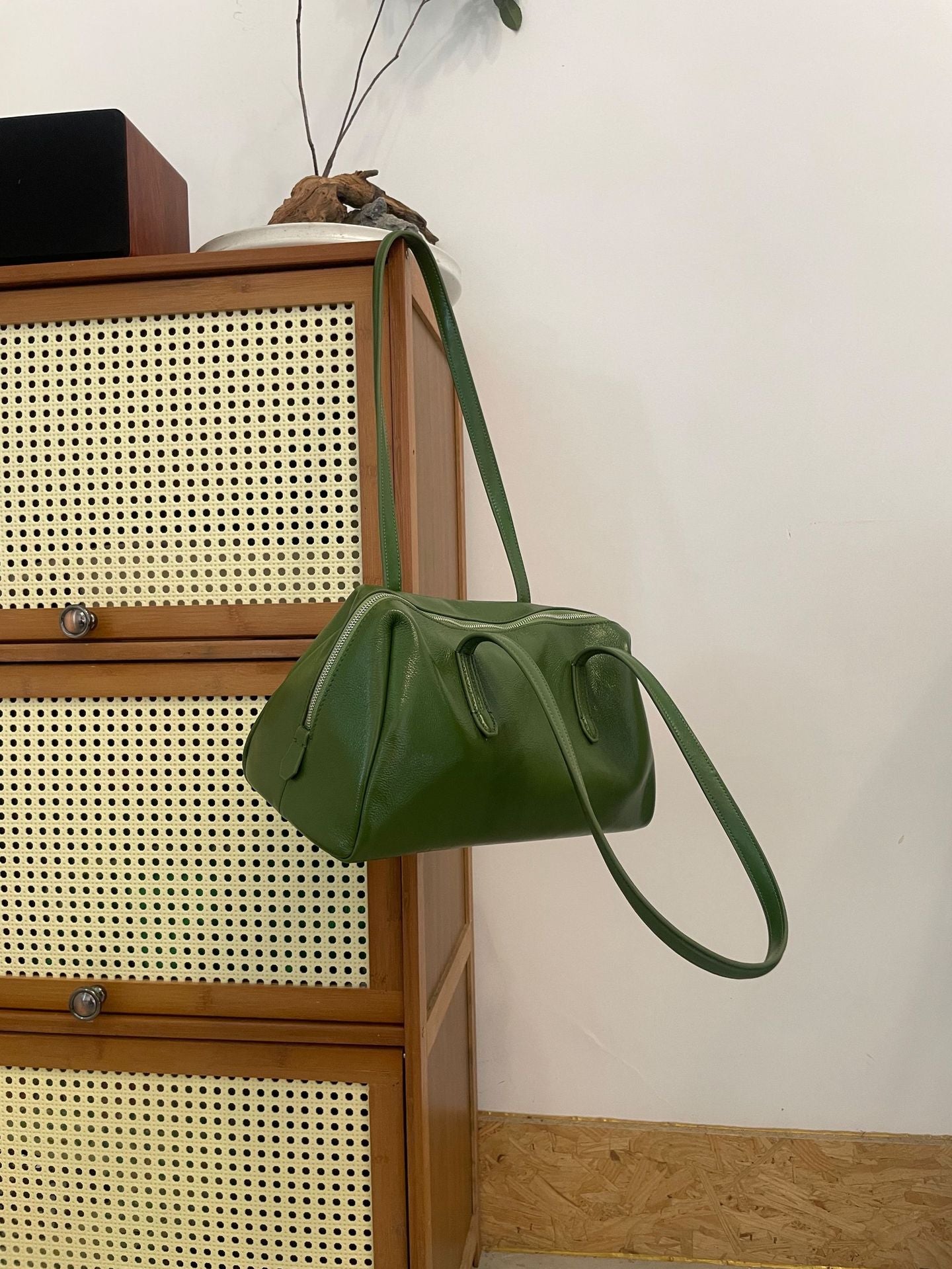 Women's High Sense Underarm Genuine Leather Large Handbags