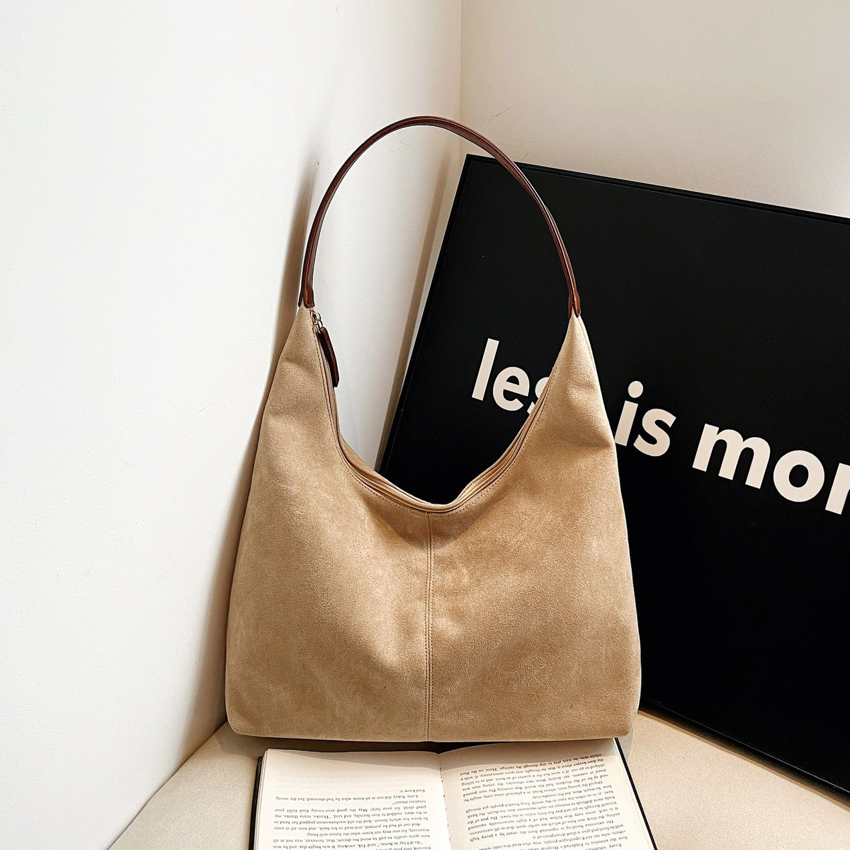 Large Capacity Retro Frosted Underarm Simple Fashion Women's Shoulder Bag