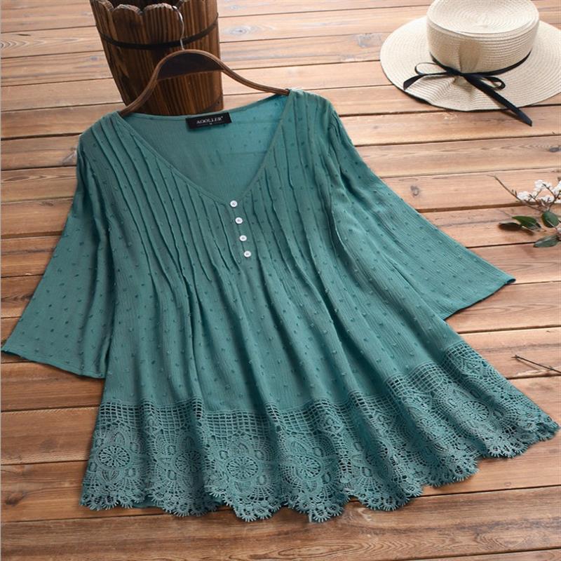 Women's Summer Jacquard Pleated Lace Hollow Out Blouses