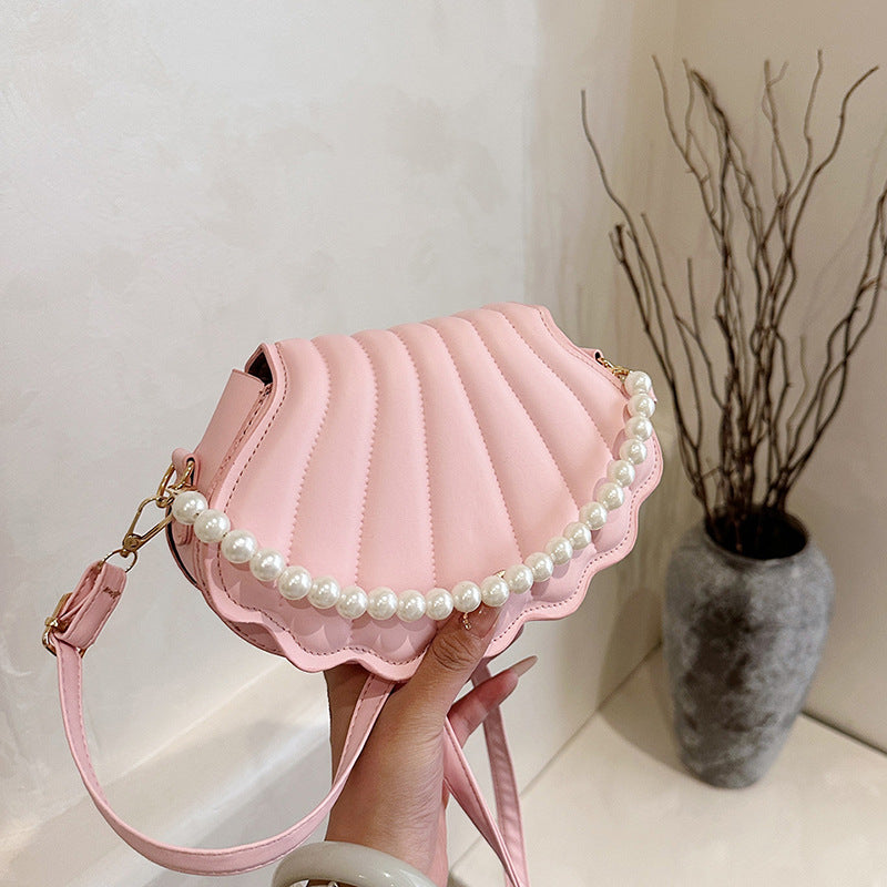 Women's Spring Korean Style Western Niche Pearl Shell Street Shoulder Bags