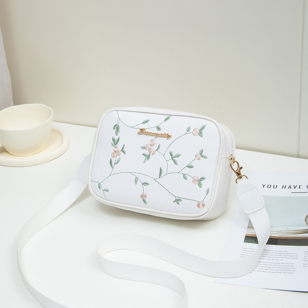 Women's Fashion Embroidered Cross Body Simple Mobile Bags