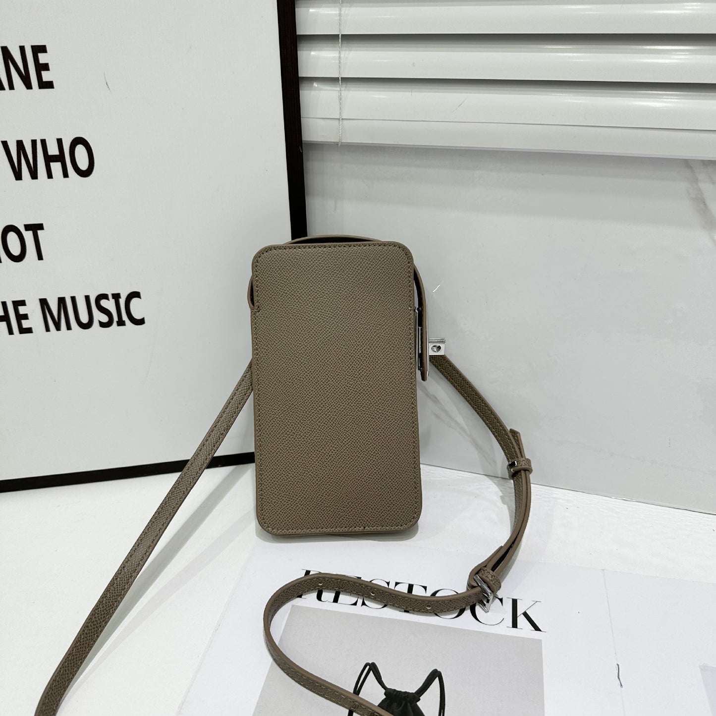 Fashion Mobile Design Trendy Simple Mini Bags