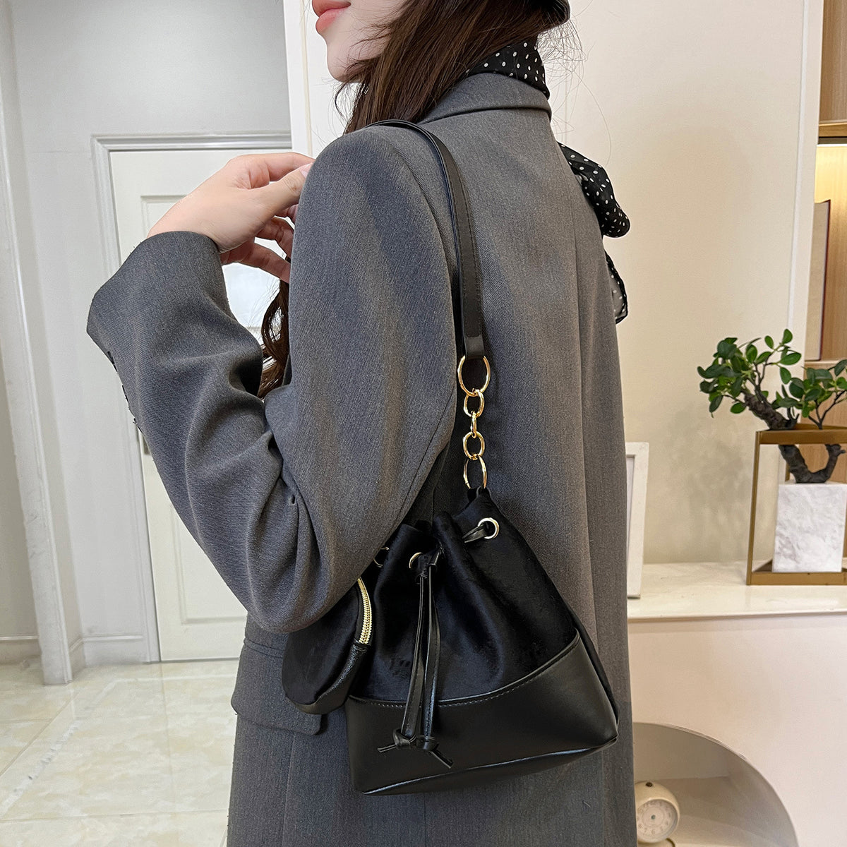 Glamorous Creative Cool Women's Two-piece Unique Women's Shoulder Bag