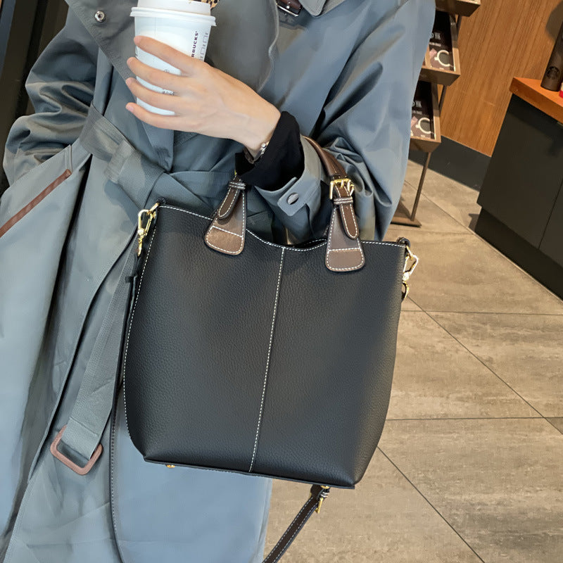 New Leather High-grade Large Capacity Portable Shoulder Bags