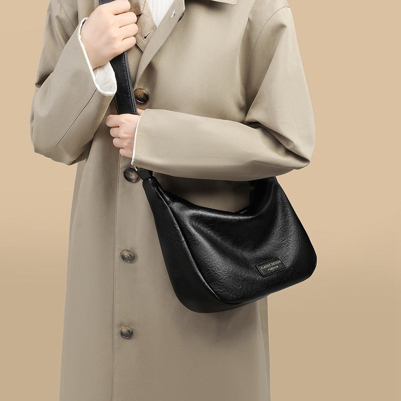 Women's Style Large Capacity Spring Dumpling Fashion Women's Messenger Bag