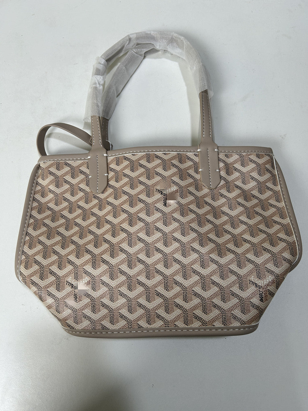 One Double-sided Size Printed Portable Shopping Bags