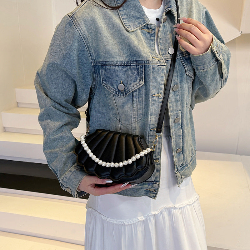 Women's Spring Korean Style Western Niche Pearl Shell Street Shoulder Bags