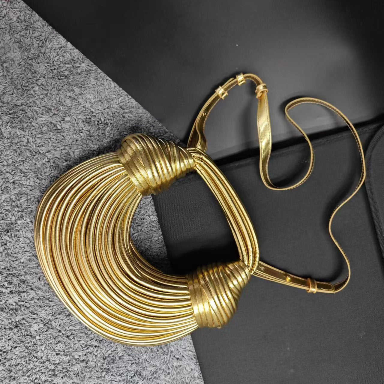 Women's Fashion High-grade Design Personalized Noodle Western Handbags