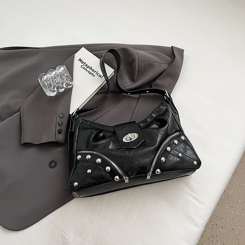 Retro Personality Motorcycle Fashion Large Capacity Rivet Western Armpit Bags