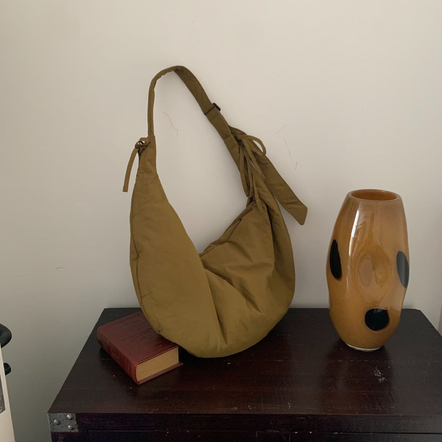 Women's Large Capacity Niche Minimalist Quilted Nylon Crossbody Bags