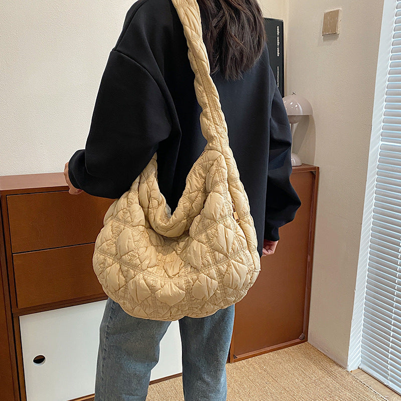 Pleated Large Capacity Cloud Niche High-grade Down Crossbody Bags