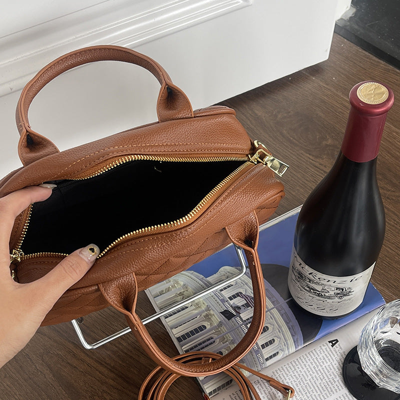 Women's Ge Retro Textured Embroidered Plaid Soft Shoulder Bags