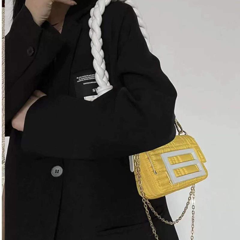 Women's Pink Woven Pouch Underarm Fashionable Contrast Color Oxford Bags