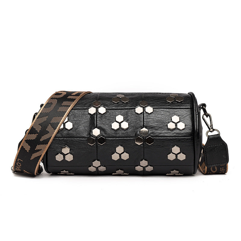 Women's Today Popular Korean Style Fashion Rivet Round Personality Women's Shoulder Bag