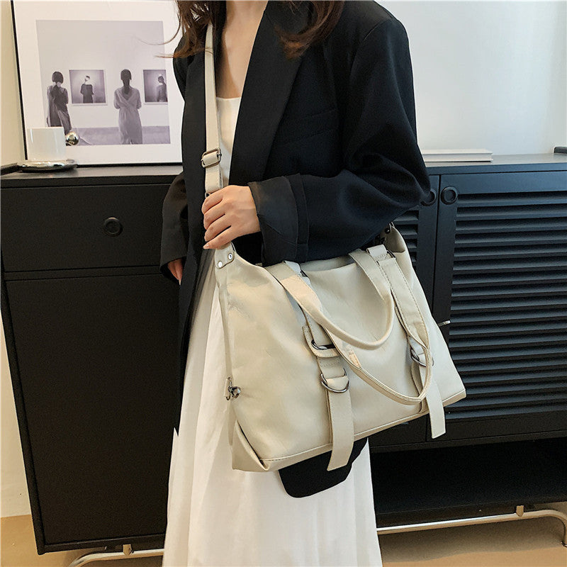 Classy Women's Attractive Retro Large Capacity Crossbody Bags