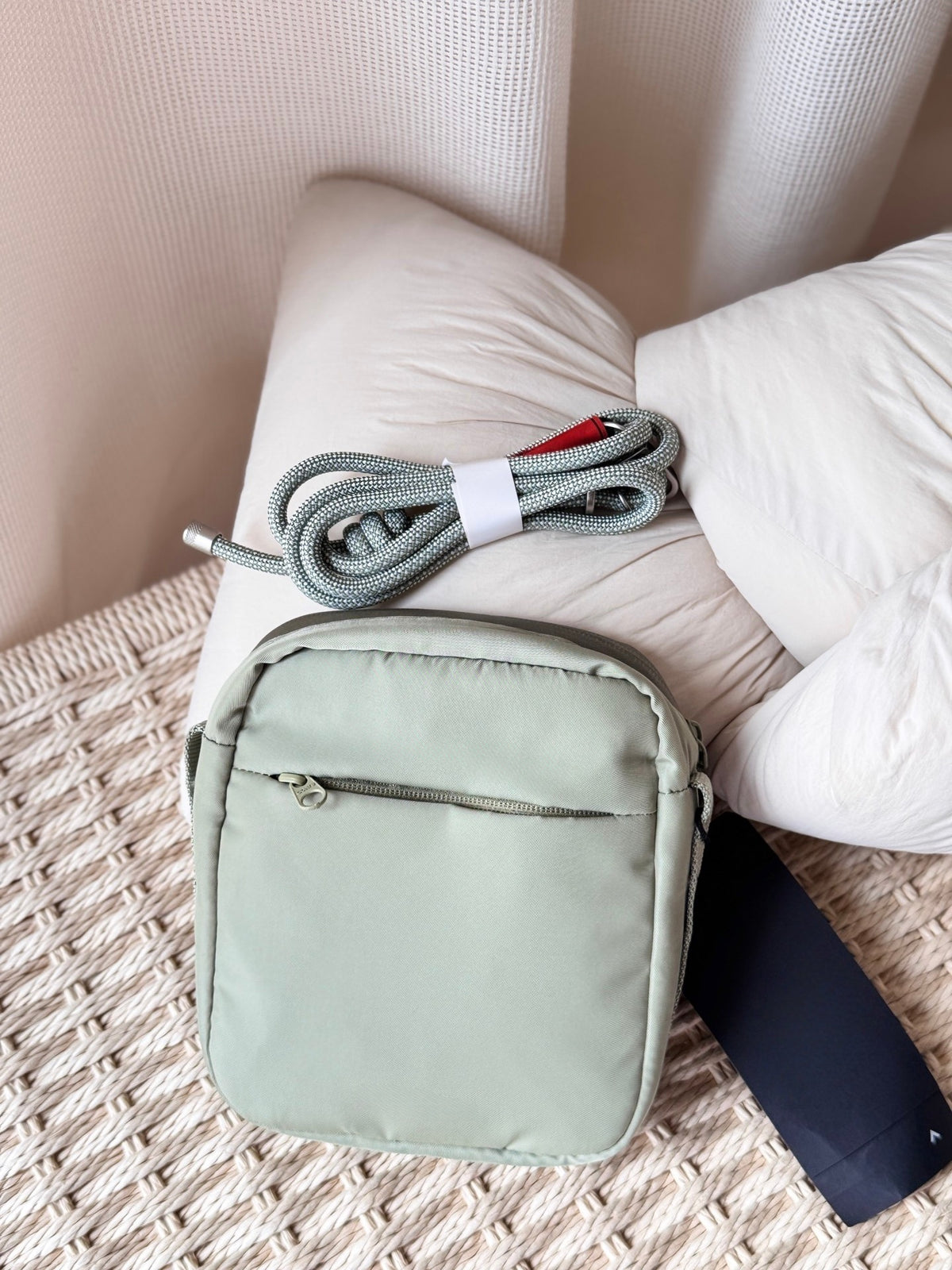 Mobile Light Leisure Cube Sugar Nylon Women's Messenger Bag