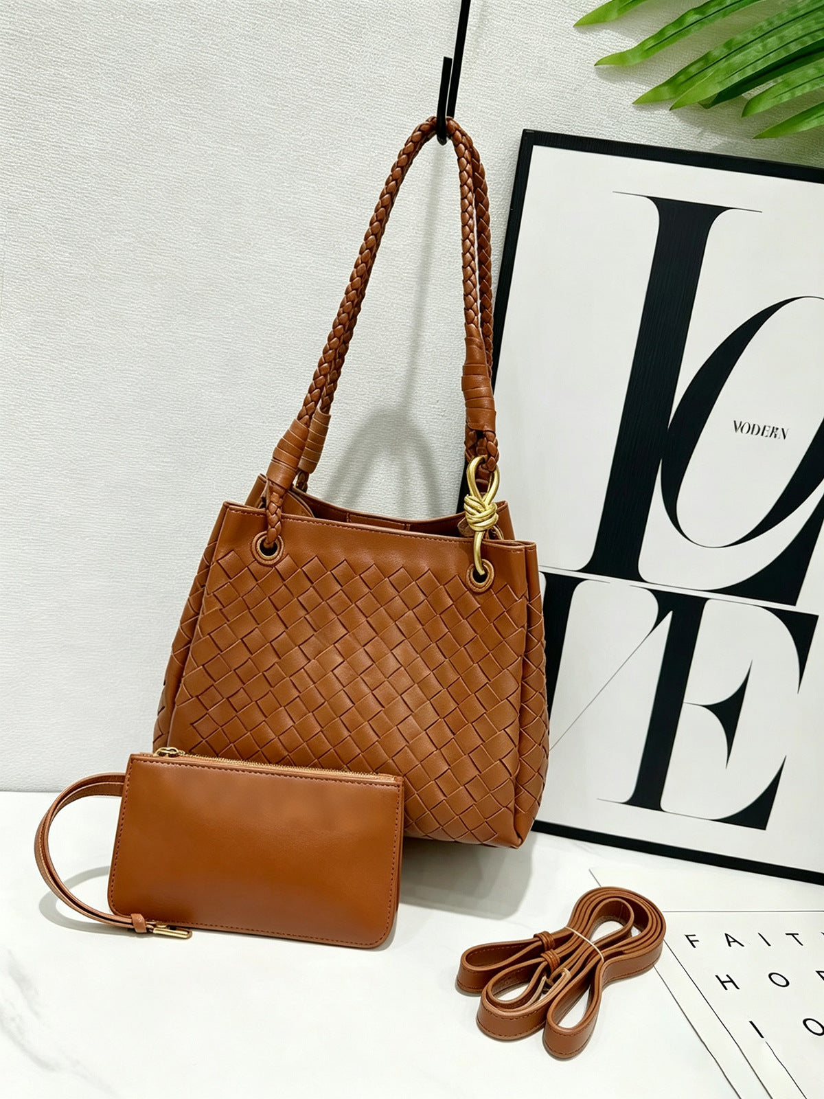 Hand-woven Portable Vegetable Basket Premium Design Shoulder Bags