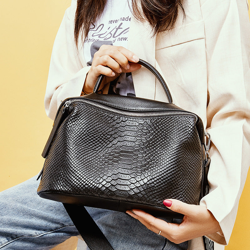 Women's Trendy Fashion Large Capacity Pillow Leather Shoulder Bags