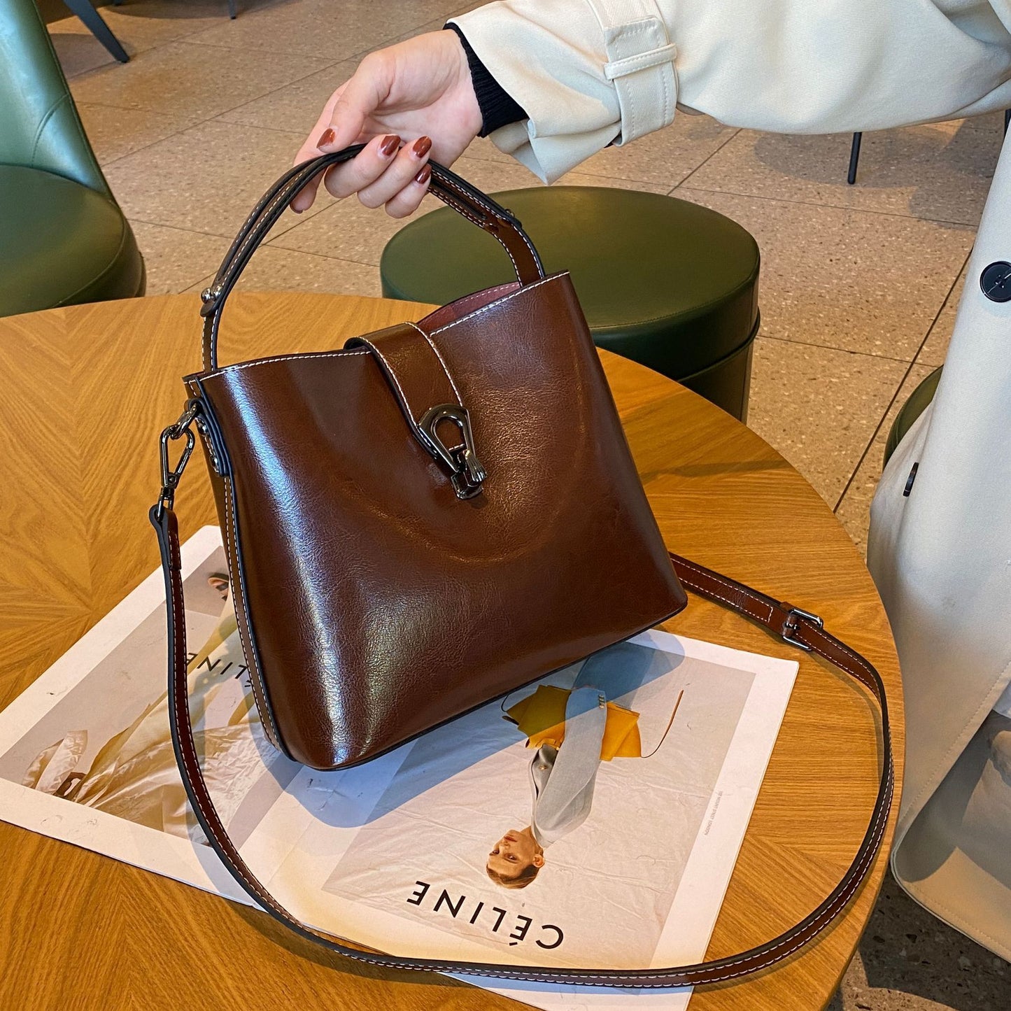 Oil Wax Leather Simple Large Capacity Crossbody Bags