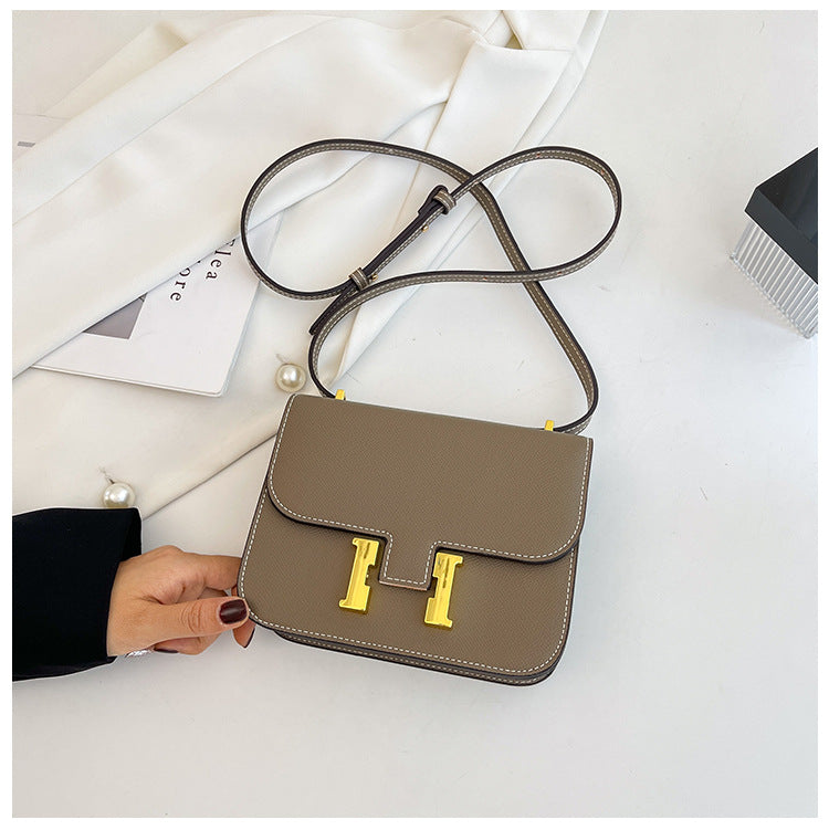 Summer Mini Constance Chain Pig Nose Bags