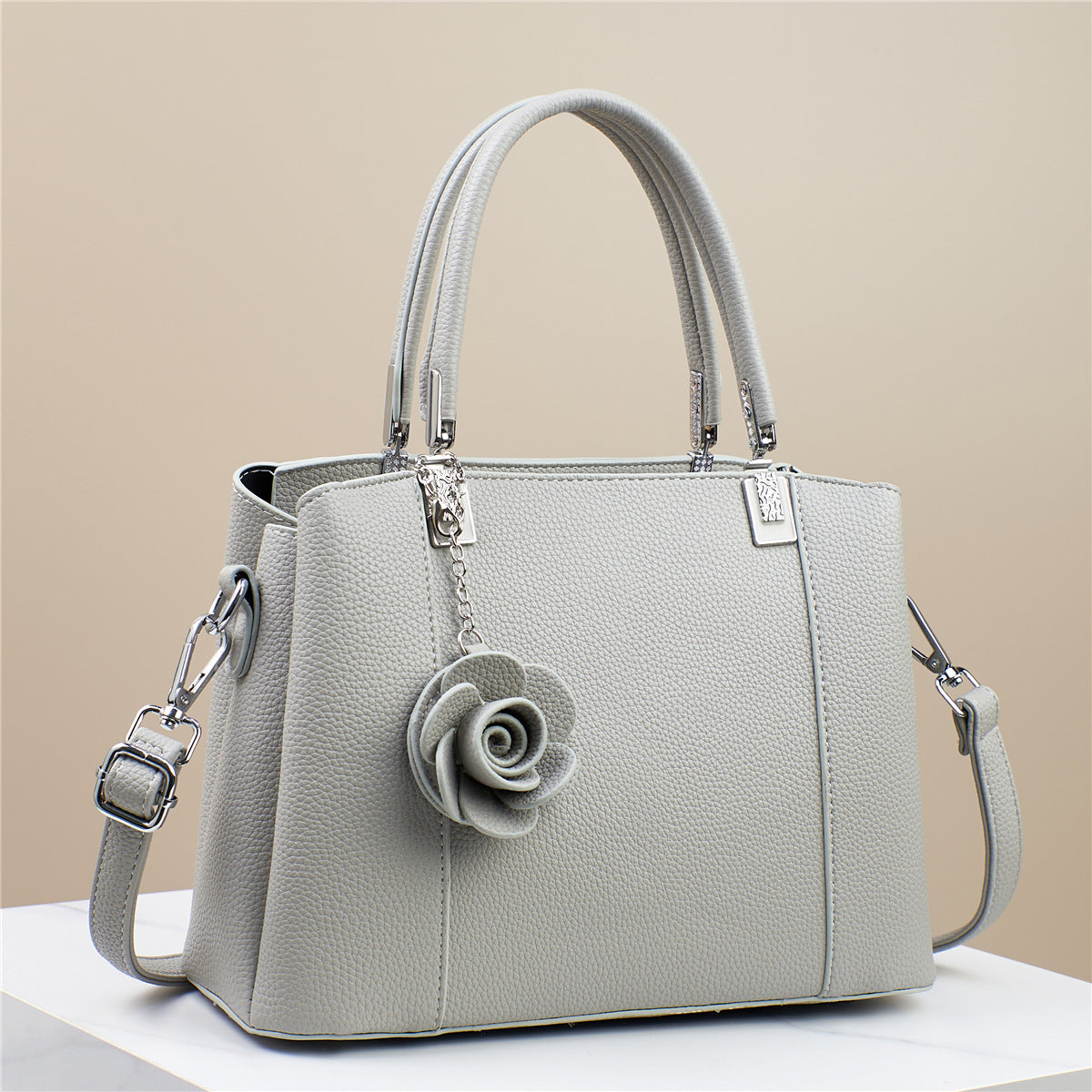 Women's Classic Innovative Korean Fashion Versatile Shoulder Bags