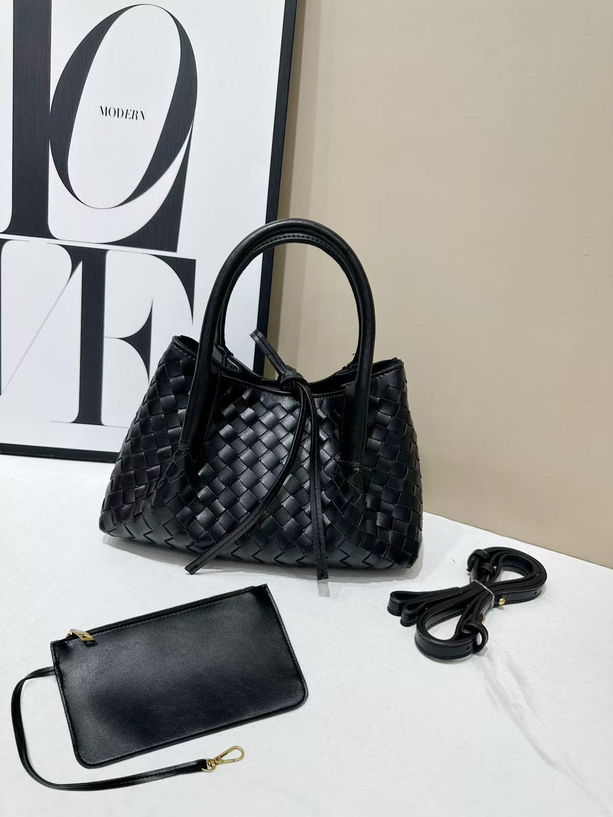 Popular Innovative Pretty Cowhide Hand-woven High-grade Women's Handbag