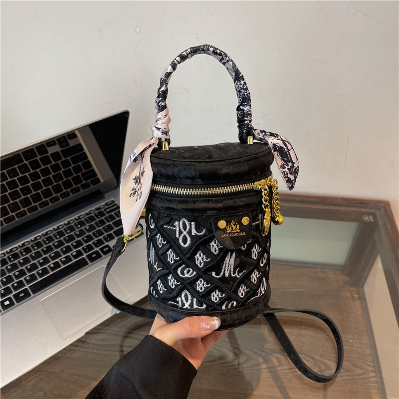 Women's High-grade Light Luxury Chinese Style Embroidery Small Square Bags