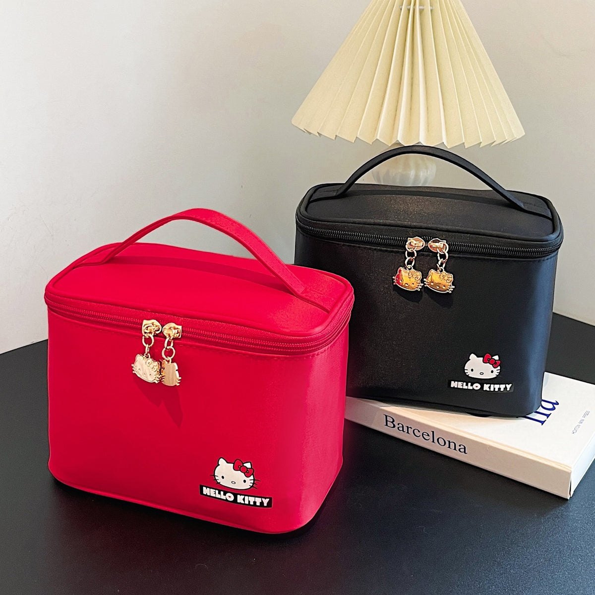 Innovative Authorized Large Capacity Wash Storage Women's Handbag