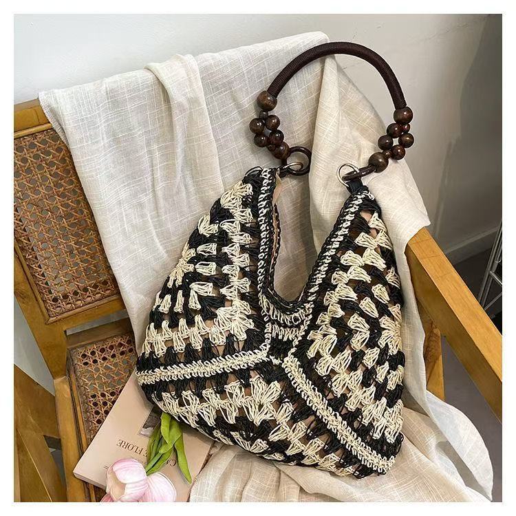 Women's Large Capacity Woven Fashion Straw Leisure Bags
