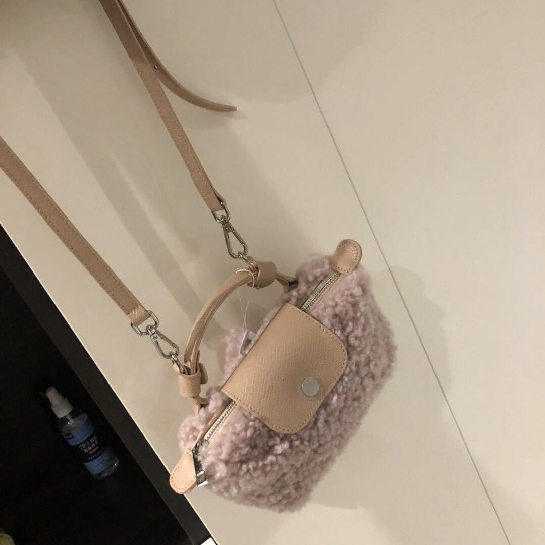 Women's Cowhide Dumpling Portable Genuine Leather Cute Crossbody Bags