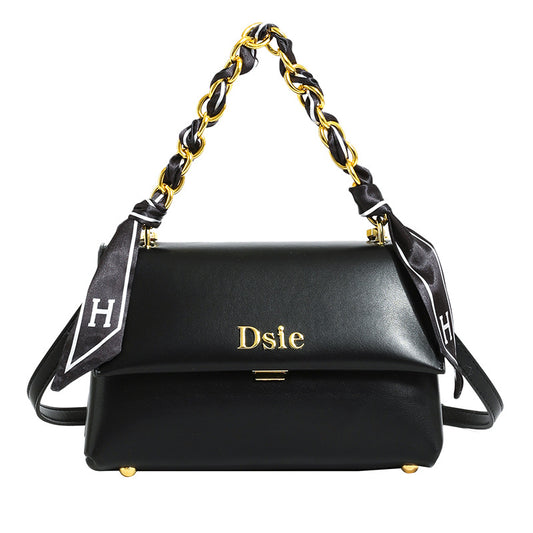 Fashion Retro Underarm Niche High-grade French Stick Chain Shoulder Bags