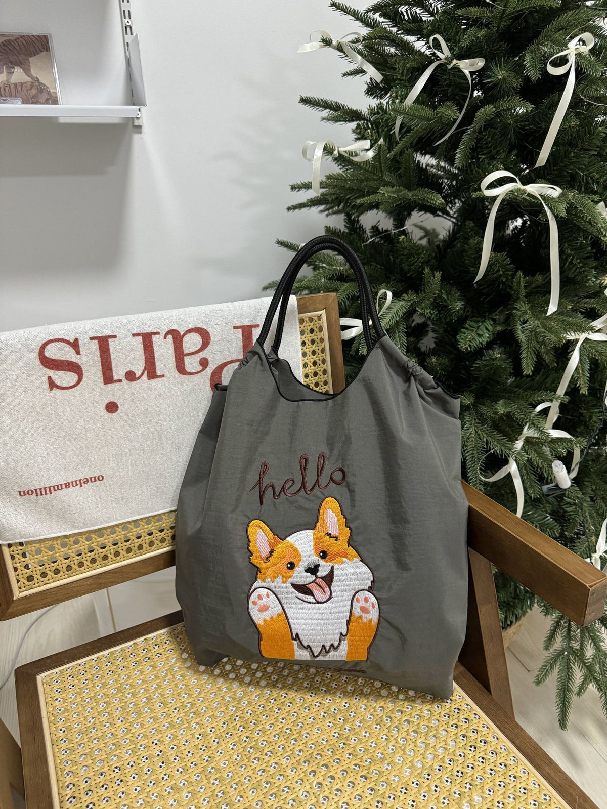 Women's Nylon Embroidered Fashion Niche Large Capacity One Women's Shoulder Bag
