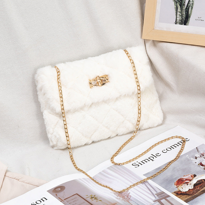 Elegant Glamorous Women's Plush Chain Embroidered Shoulder Bags