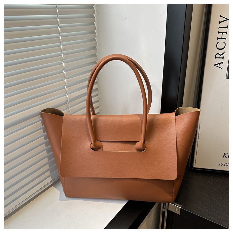 Women's Capacity Fashionable Stylish Pure Color Simple Handbags