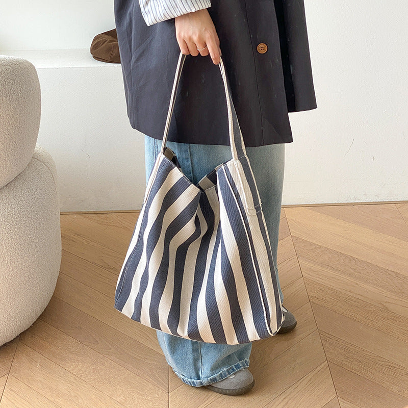 Women's Large Capacity Artistic Loose Idle Style Bags