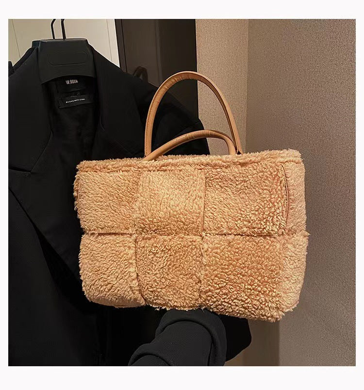 Women's Large Capacity Versatile Lamb Wool Portable Shoulder Bags