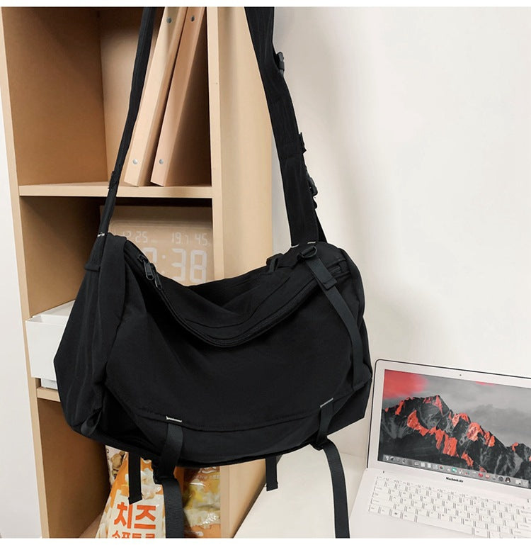 Men's Creative Fashion Street Large Capacity Men's Messenger Bags