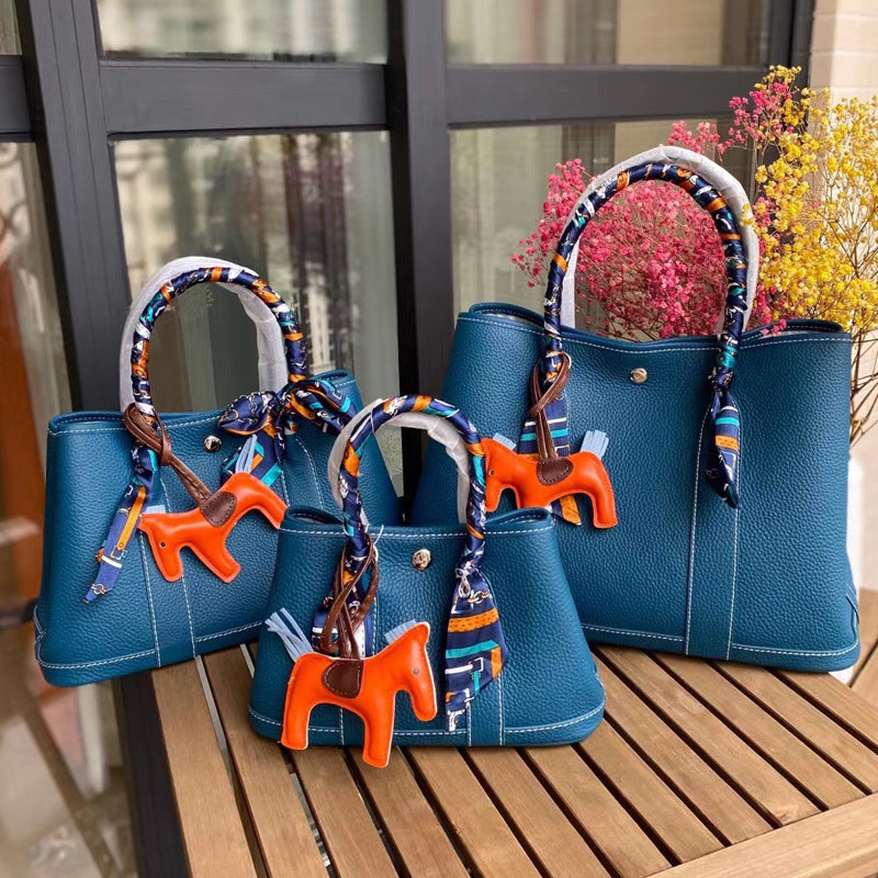 Genuine Leather Fashion Simple Large Capacity Portable Shoulder Bags