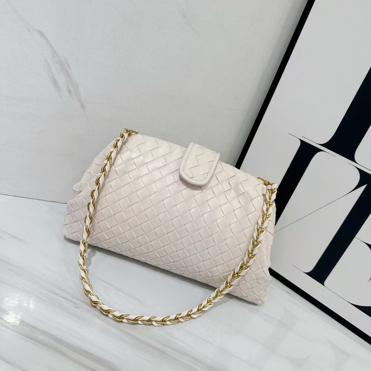Woven Underarm Cloud Pleated Light Luxury Bags