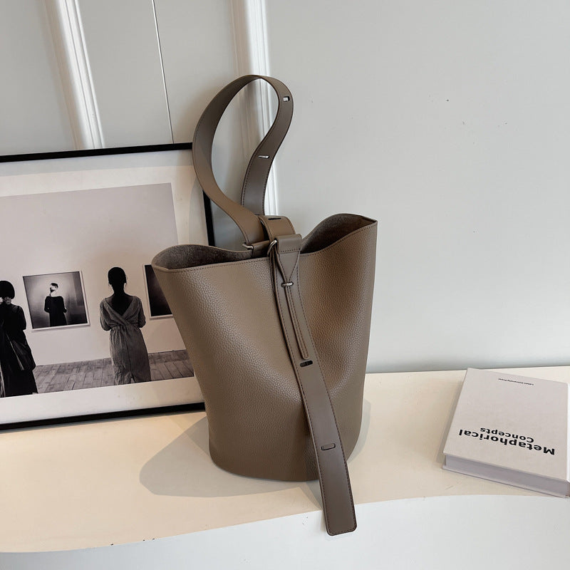 Women's Comfortable Large Capacity Retro High-grade Bucket Bags