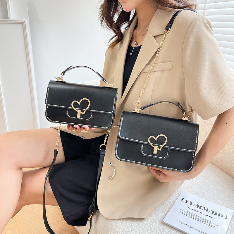 Women's Hand-woven Summer Self-made Contrast Color Material Women's Shoulder Bag