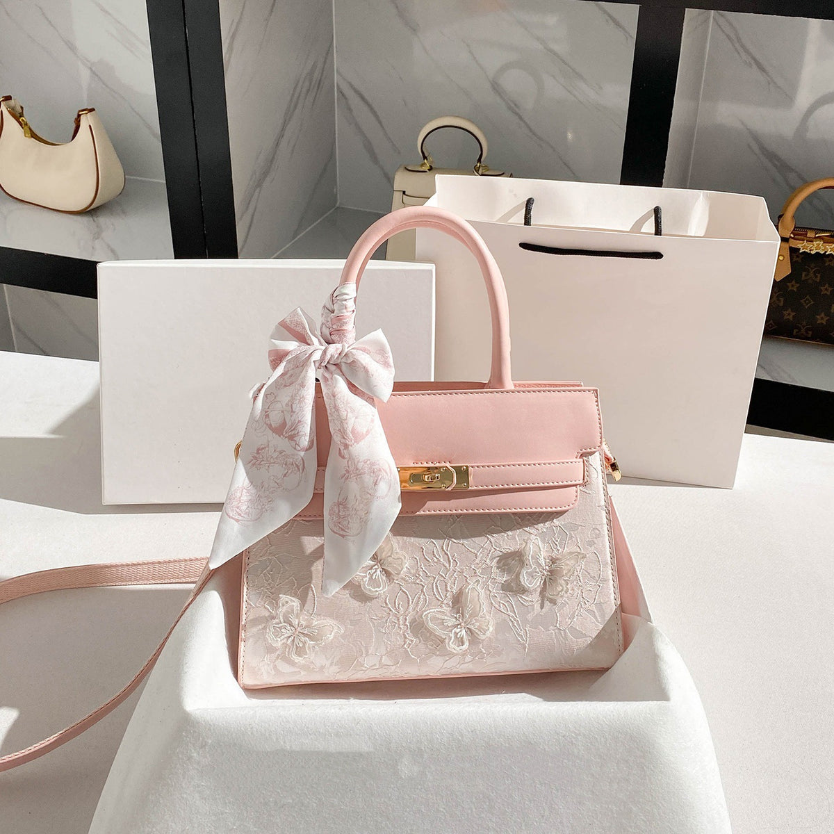 High Sense Fashion Commuter Versatile Niche Embroidery Lace Butterfly Women's Messenger Bag